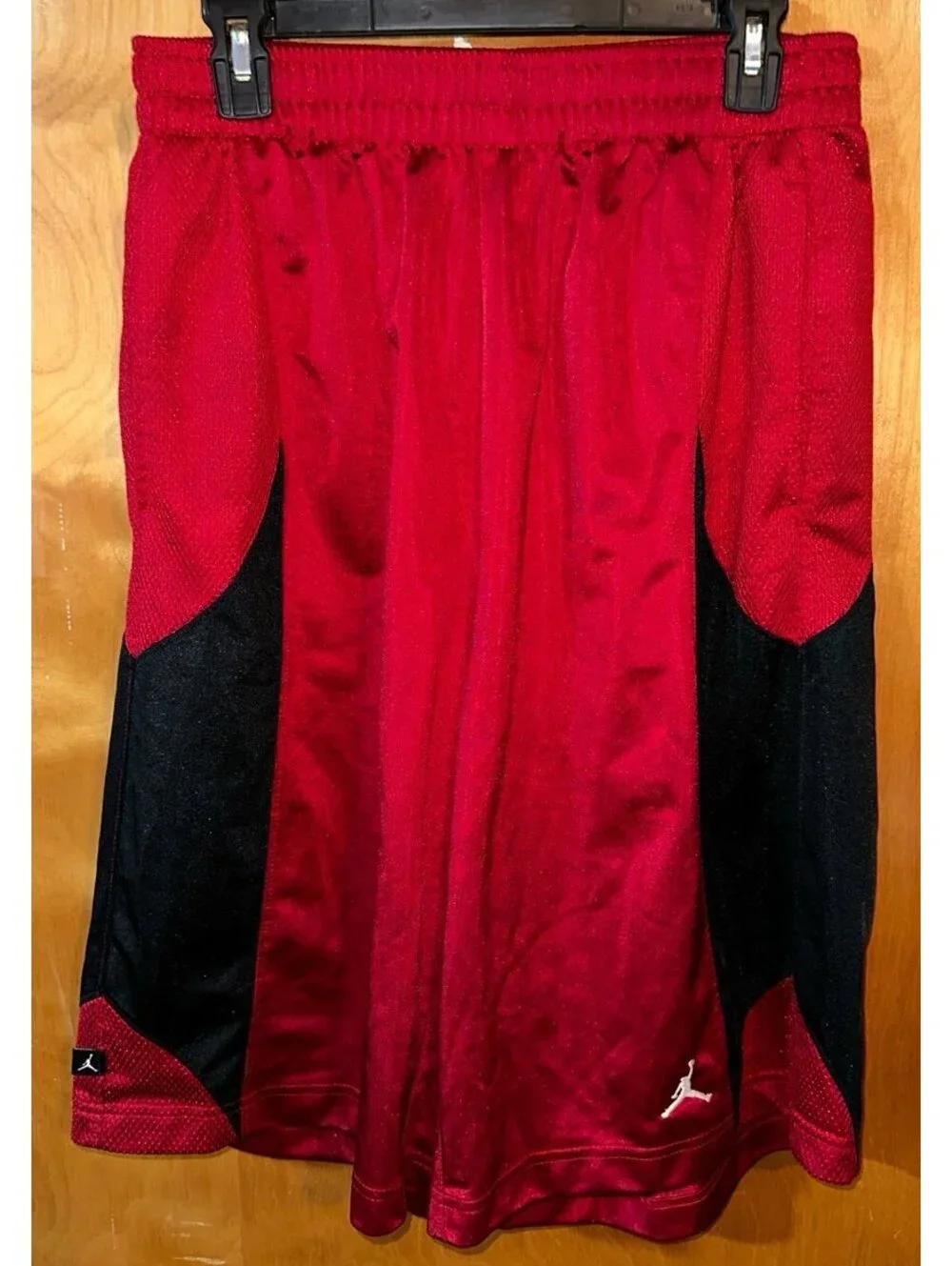 Jordan basketball shorts size large